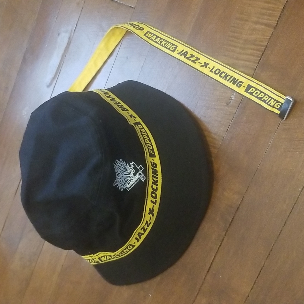 LAY ZHANG (EXO) SDC Team Bucket Hat